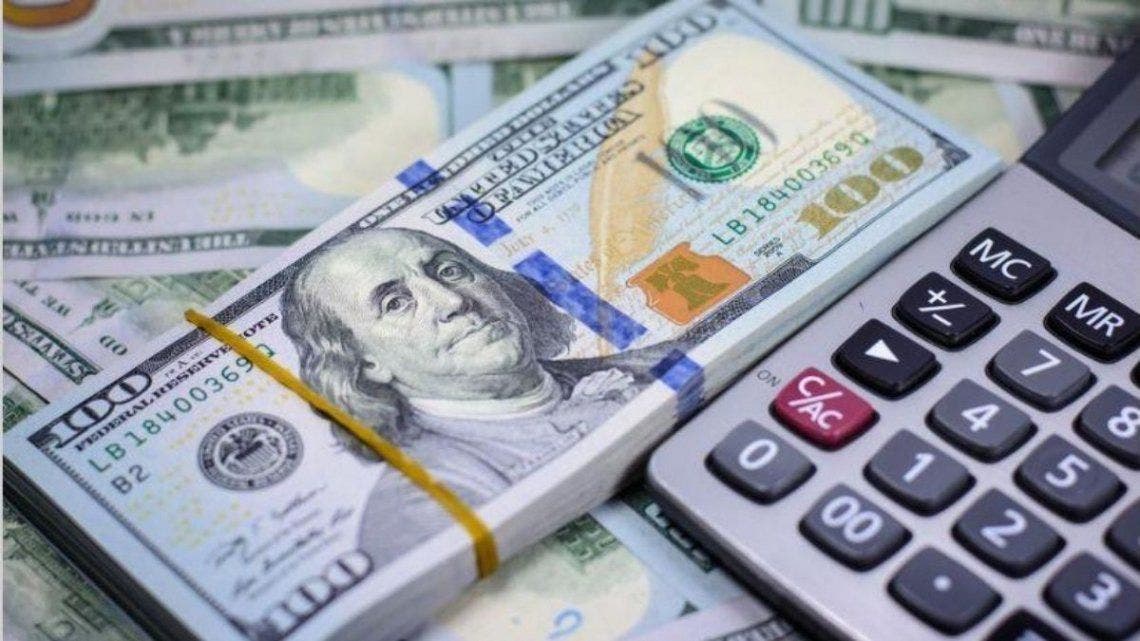 Dólar blue: tras la restricciones para comprar dólares, vuelve en escena el dólar informal | Dólar