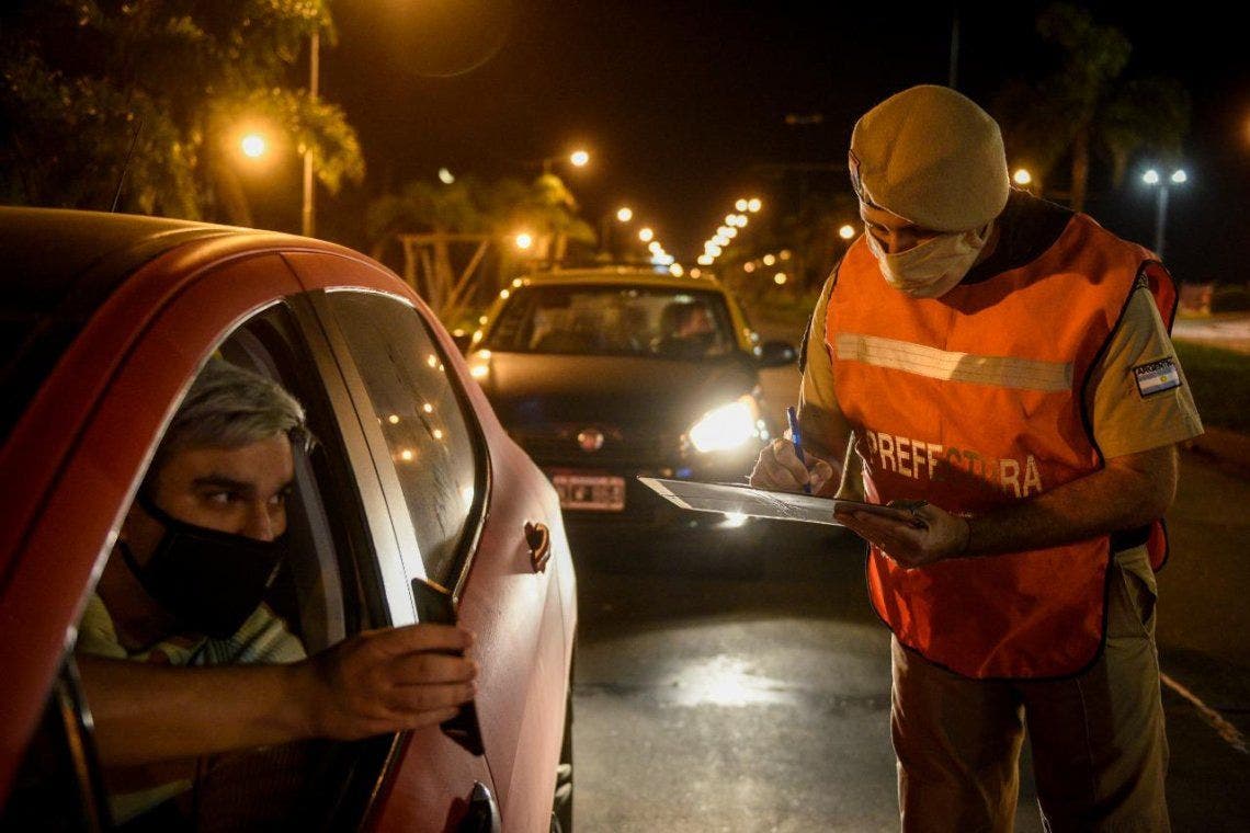 Seguridad: masivo acatamiento de restricciones a la circulación | Seguridad, Ciudad, AMBA