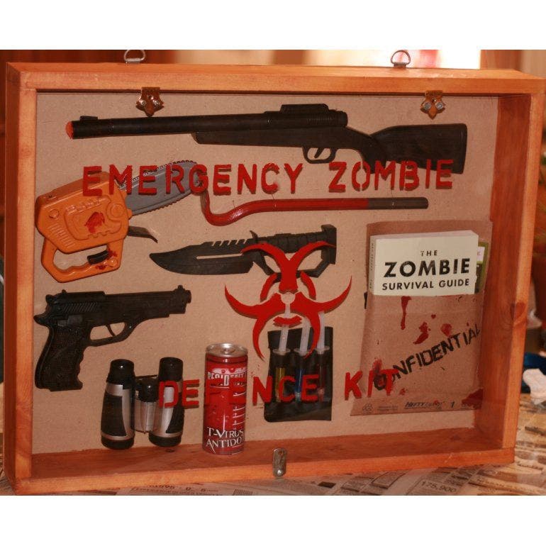 Venden un kit de emergencia para ataques zombies